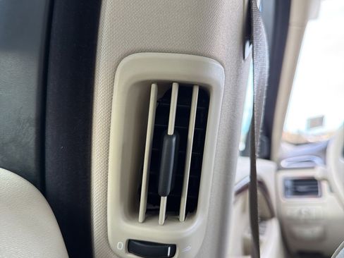 Used 2013 Volvo XC70 T6 image 70