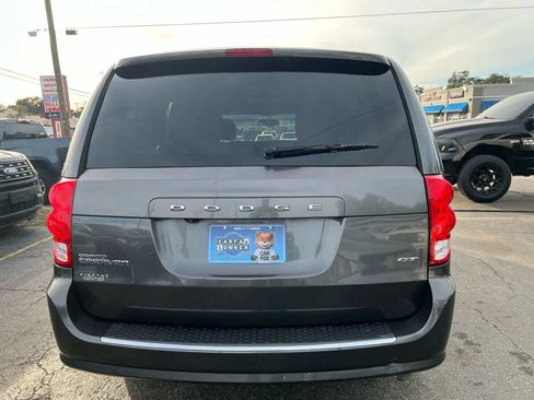Used 2017 Dodge Grand Caravan GT image 5