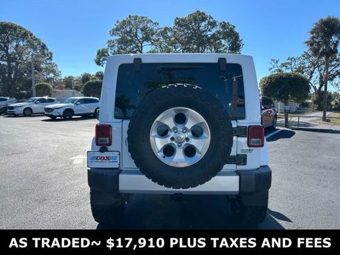 Used 2015 Jeep Wrangler Unlimited Sahara w/ Connectivity Group image 5