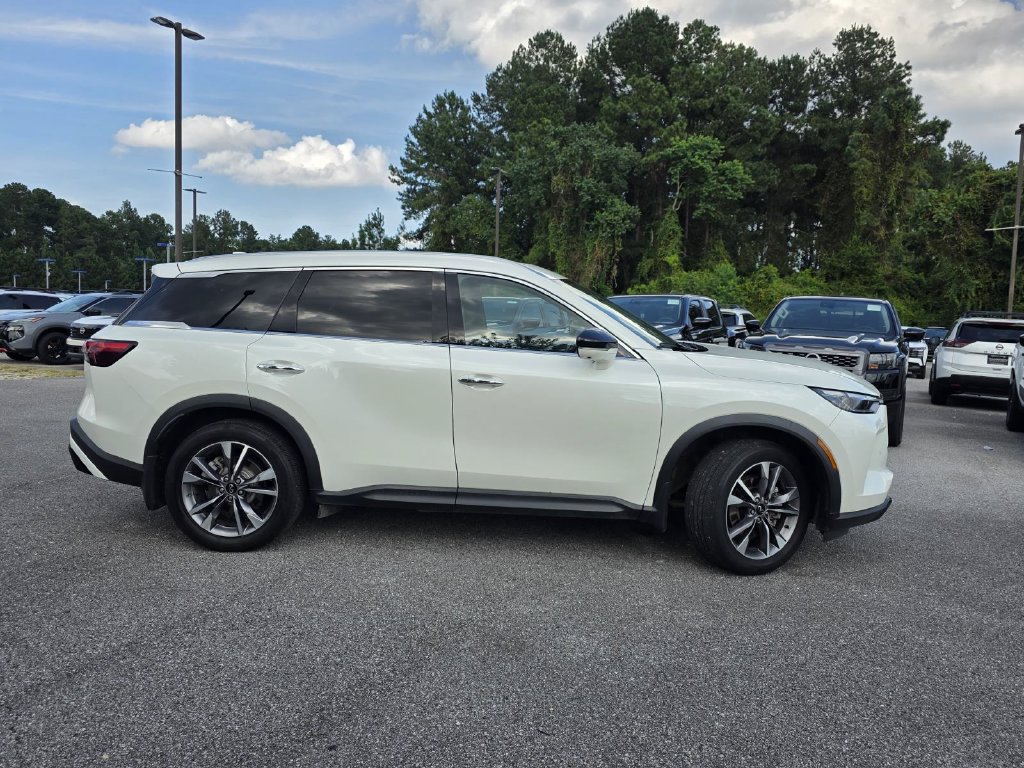 Used 2023 INFINITI QX60 Luxe w/ Cargo Package FWD image 35