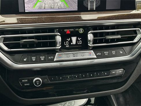 Used 2024 BMW X3 xDrive30i image 25