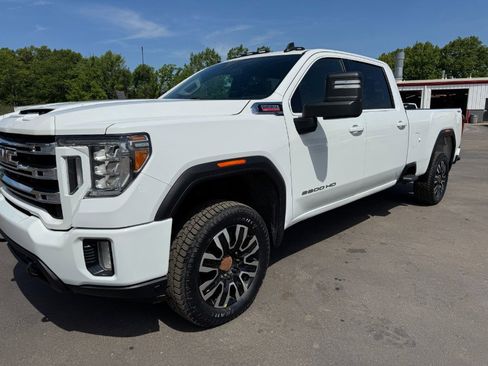 Used 2022 GMC Sierra 2500 SLE AWD/4WD image 9