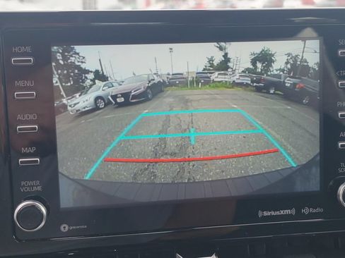 Used 2022 Toyota Corolla SE w/ SE Preferred Package FWD image 36