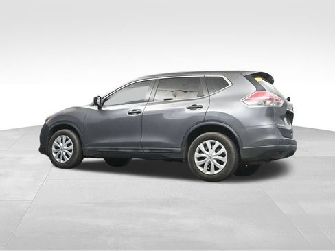 Used 2016 Nissan Rogue S FWD image 11
