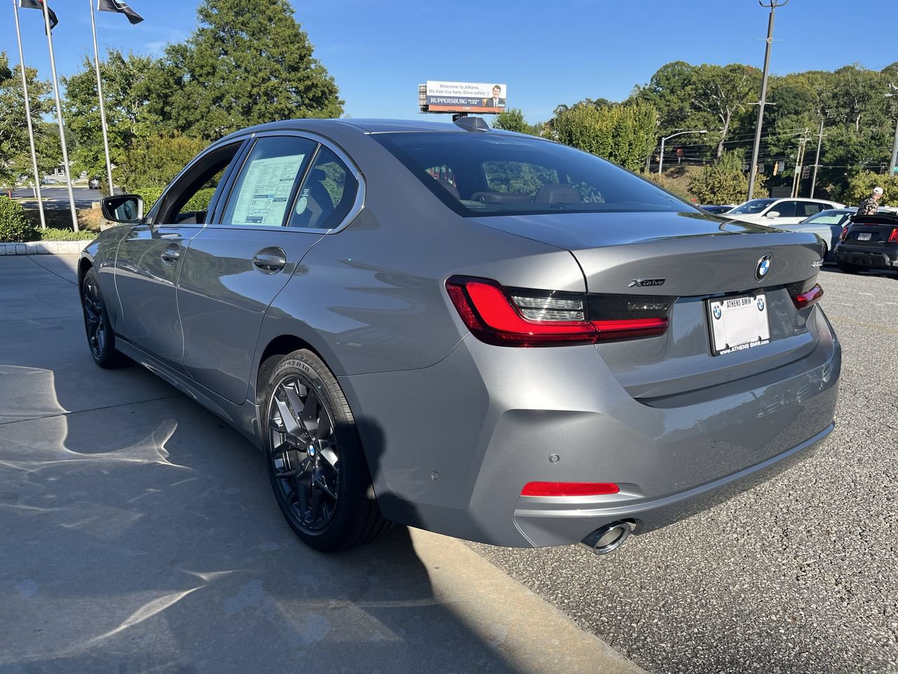 Certified 2026 BMW 330i xDrive Sedan w/ Premium Package AWD/4WD image 6