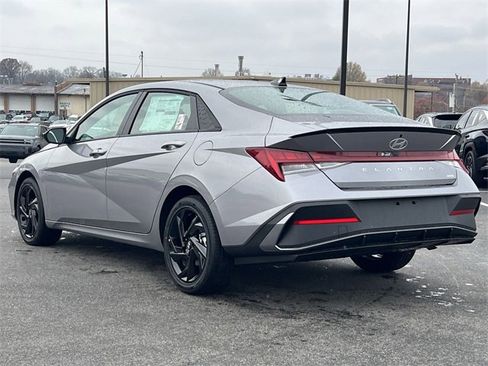 New 2026 Hyundai Elantra Sport image 33