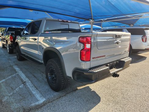Used 2025 Chevrolet Silverado 1500 ZR2 w/ Technology Package image 3