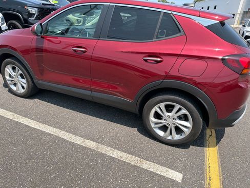 Certified 2023 Buick Encore GX Preferred w/ Cold Weather Comfort Package AWD/4WD image 5