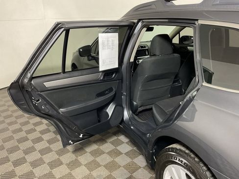 Used 2019 Subaru Outback 2.5i image 31