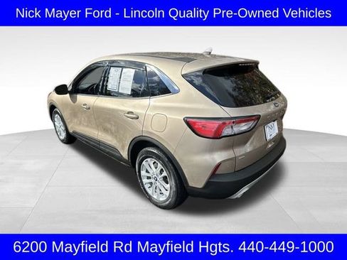 Used 2020 Ford Escape SE image 5