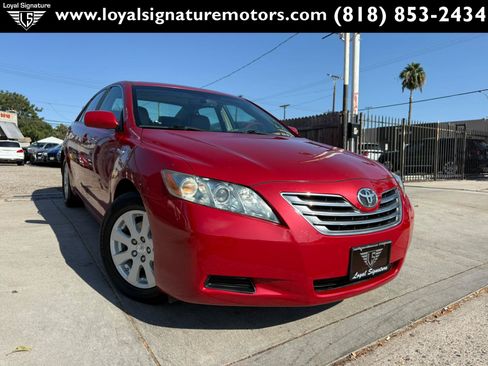 Used 2009 Toyota Camry Hybrid w/ Upgrade Pkg w/ Navigation FWD image 1