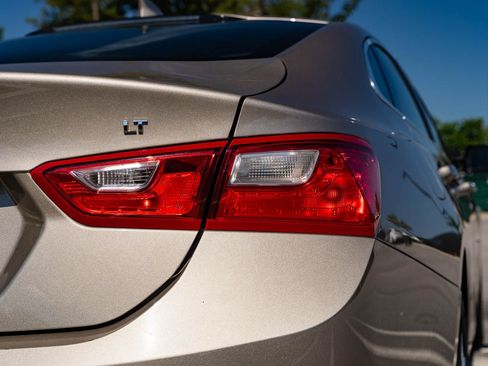 Used 2024 Chevrolet Malibu LT FWD image 15