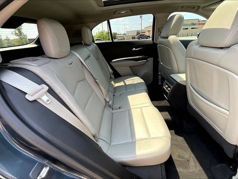 Used 2019 Cadillac XT4 Luxury w/ Cold Weather Package FWD image 23