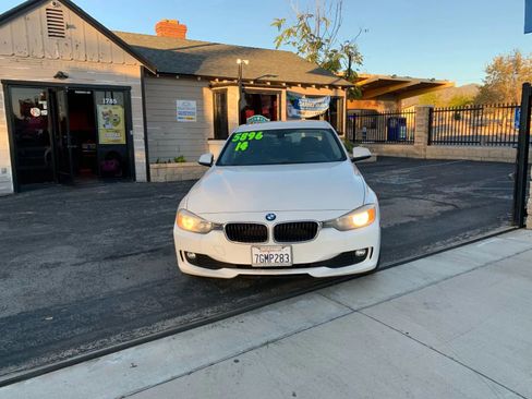 Used 2014 BMW 320i Sedan image 25