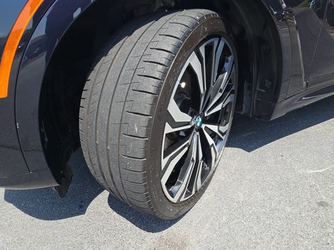 Used 2023 BMW X7 M60i w/ Executive Package AWD/4WD image 33