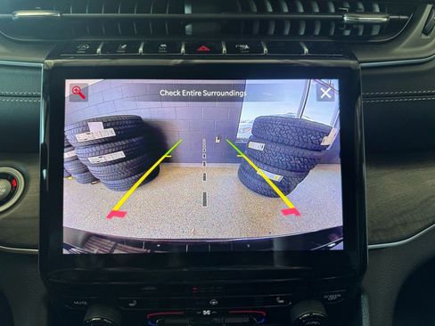 Used 2025 Jeep Grand Cherokee L Limited w/ Trailer Tow Package image 29