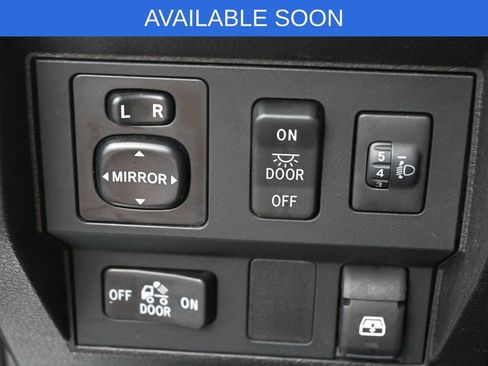 Used 2014 Toyota Tundra SR5 w/ TRD Off Road Package AWD/4WD image 14