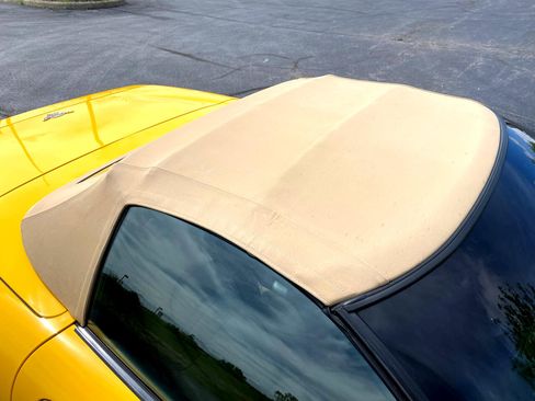 Used 2003 Chevrolet Corvette Convertible w/ Preferred Equipment Group1 image 18