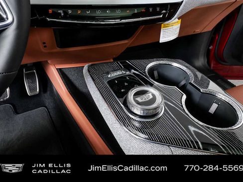 New 2026 Cadillac Optiq Sport 2 image 18