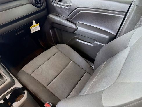 Used 2023 Chevrolet Colorado W/T image 23