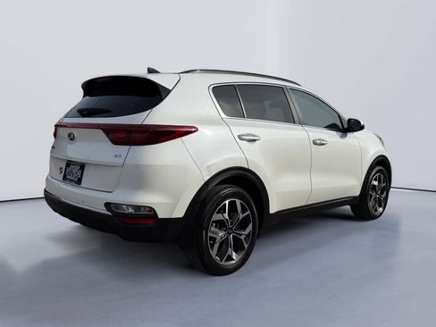 Used 2022 Kia Sportage EX w/ EX Technology Package image 3
