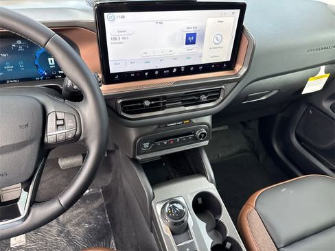 New 2025 Ford Bronco Sport Outer Banks image 25