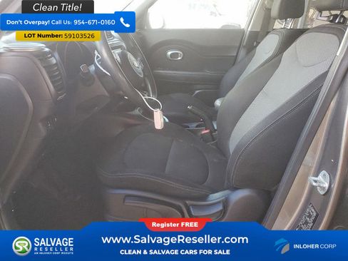 Used 2018 Kia Soul + FWD image 9