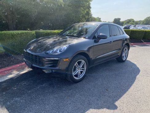 Used 2017 Porsche Macan AWD/4WD image 10