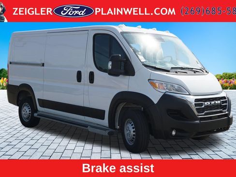Used 2025 RAM ProMaster 2500 w/ U-Haul Equipment Group FWD image 7