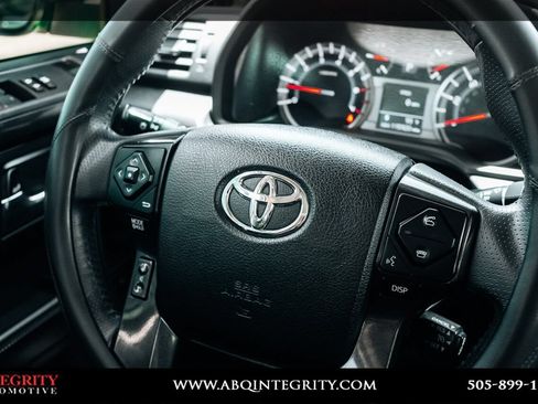 Used 2019 Toyota 4Runner Limited AWD/4WD image 23