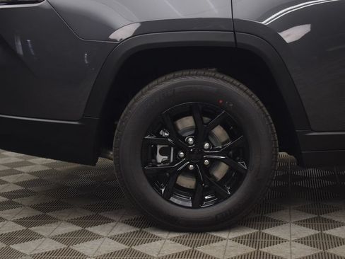 New 2026 Jeep Grand Cherokee L 4WD image 8