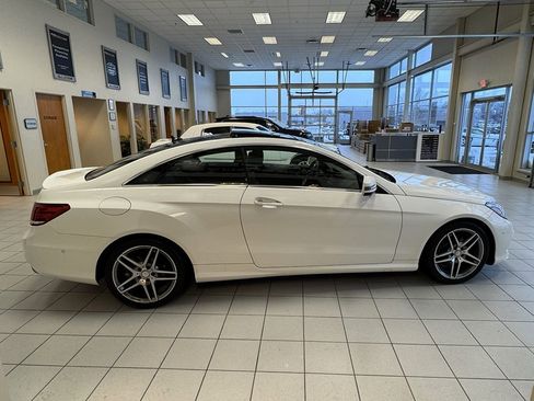 Used 2017 Mercedes-Benz E 400 4MATIC Coupe image 8