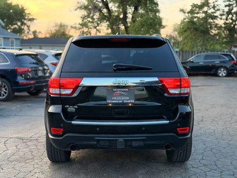 Used 2013 Jeep Grand Cherokee Overland AWD/4WD image 16