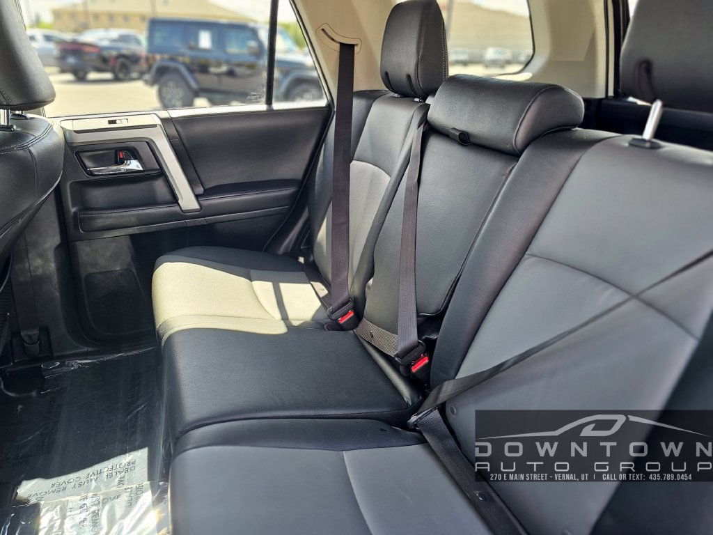 Used 2022 Toyota 4Runner SR5 Premium AWD/4WD image 28