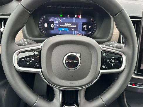 New 2026 Volvo XC90 B6 Plus w/ Protection Package Premier image 24