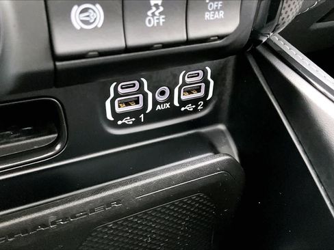 Used 2024 RAM 2500 Limited image 34