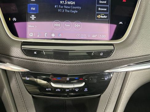 Used 2024 Cadillac XT6 Luxury w/ LPO, Floor Liner Package AWD/4WD image 14