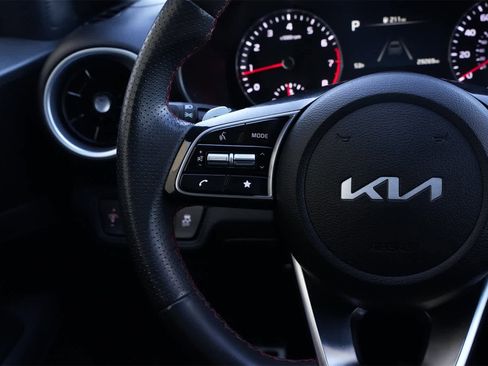 Used 2024 Kia Forte GT w/ GT2 Package image 10