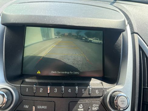 Used 2017 GMC Terrain SLT AWD/4WD image 12
