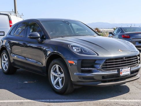 Used 2020 Porsche Macan image 4