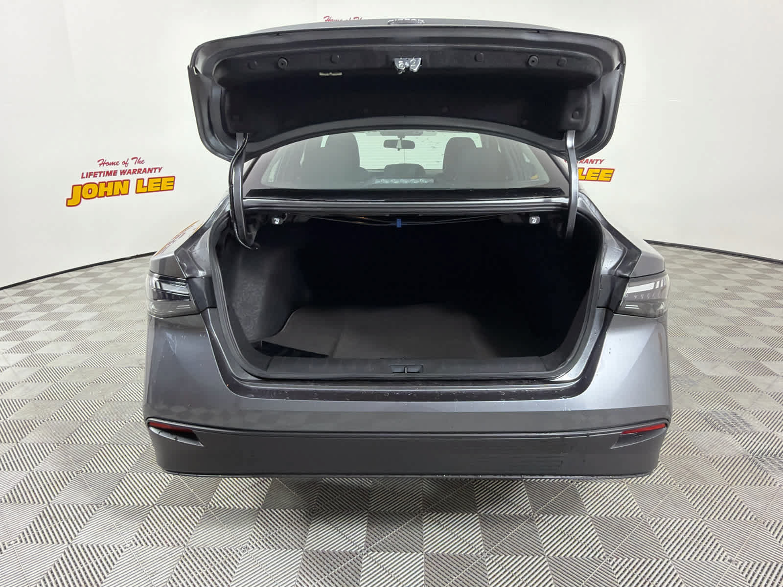 New 2027 Nissan Sentra SV w/ Floor Mat Package FWD image 5