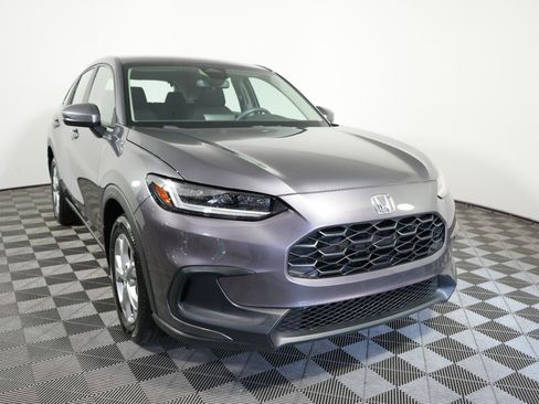 Used 2024 Honda HR-V LX image 3