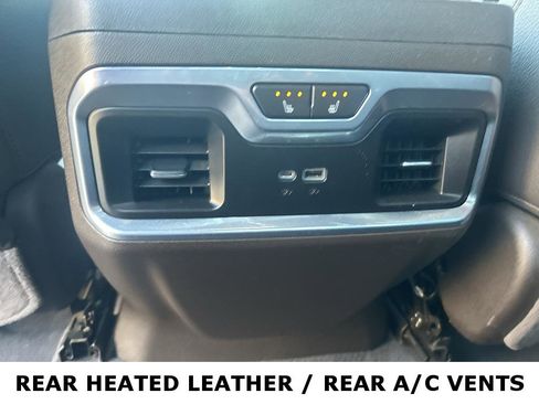 Used 2022 GMC Sierra 1500 Denali w/ Denali Reserve Package image 18