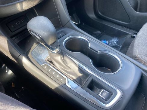 Used 2023 Chevrolet Equinox LT FWD image 31