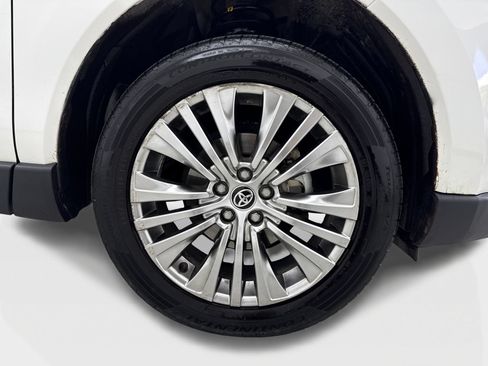 Used 2021 Toyota Venza XLE AWD/4WD image 50