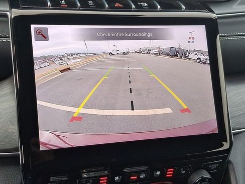 Used 2024 Jeep Grand Cherokee L Overland w/ Luxury Tech Group IV image 18