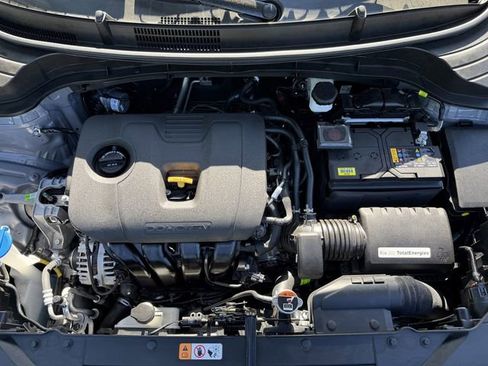 Certified 2025 Kia Soul LX image 37