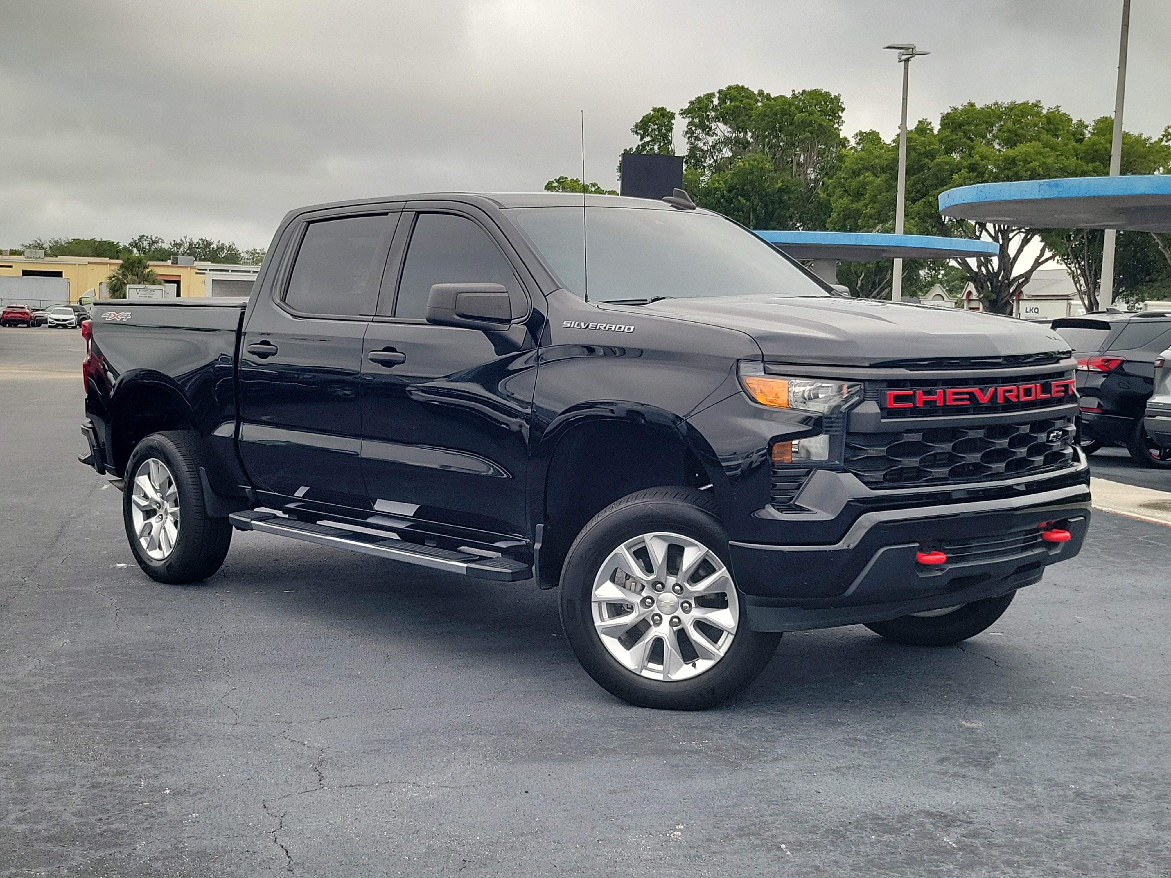 Used 2022 Chevrolet Silverado 1500 Custom AWD/4WD image 31