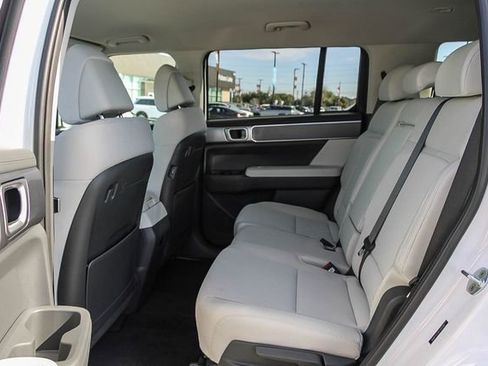 New 2026 Hyundai Santa Fe SE AWD/4WD image 23