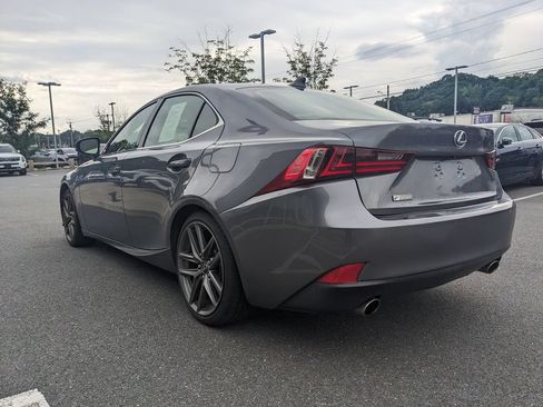 Used 2016 Lexus IS 300 AWD w/ F Sport Package image 8